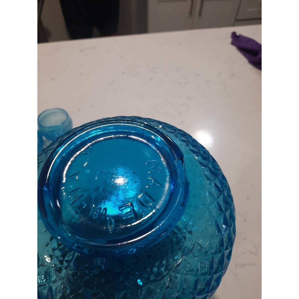 Vintage Empoli Blue Diamond Point Genie Bottle With Stopper And 3 Shot Glasses - Picture 6 of 9
